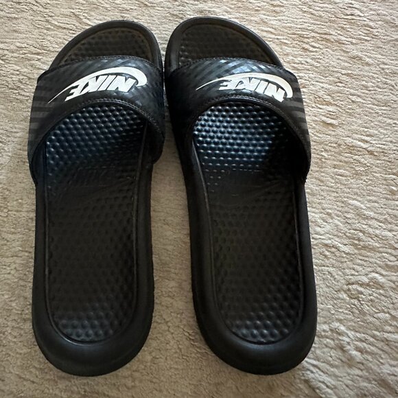 Womens Nike Benassi JDI Swoosh Slides Slip-on Sandals - Picture 4 of 5